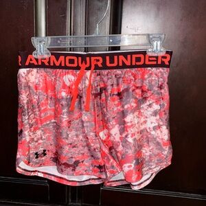 Under Armor Girls Shorts Youth Large NWT